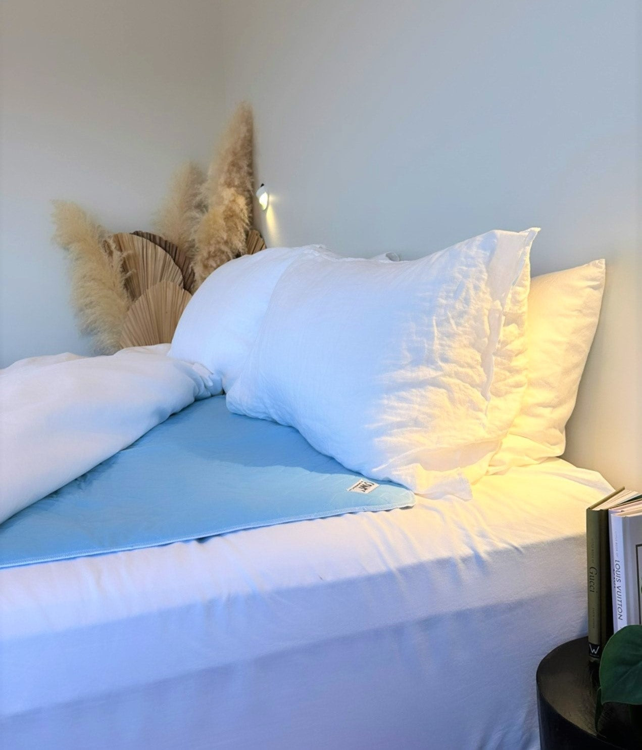 10C  - Comfy bed pad (no tuck-ins), heavy absorbency