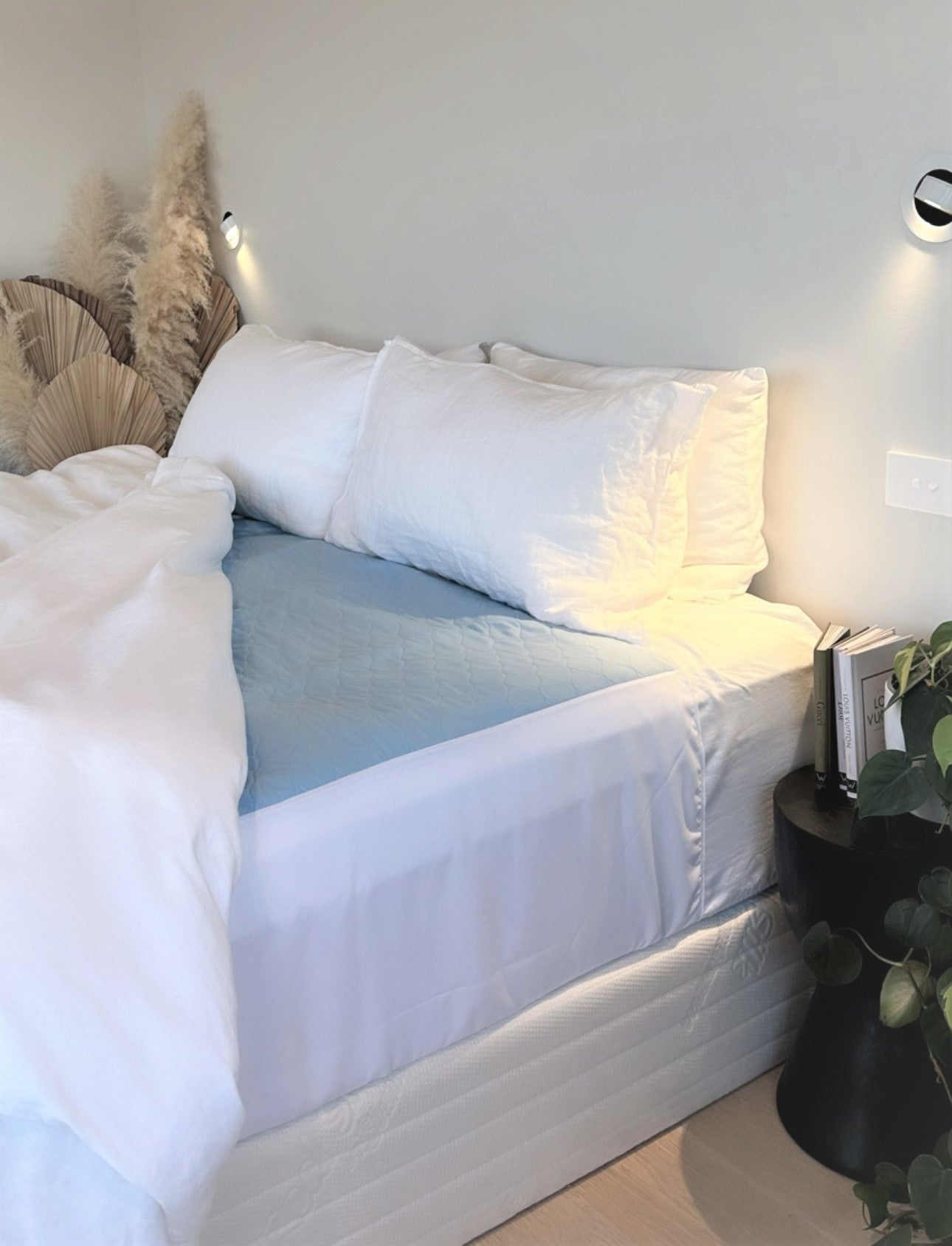 10AX Comfy bed pad, heavy absorbency ( Single - Queen)