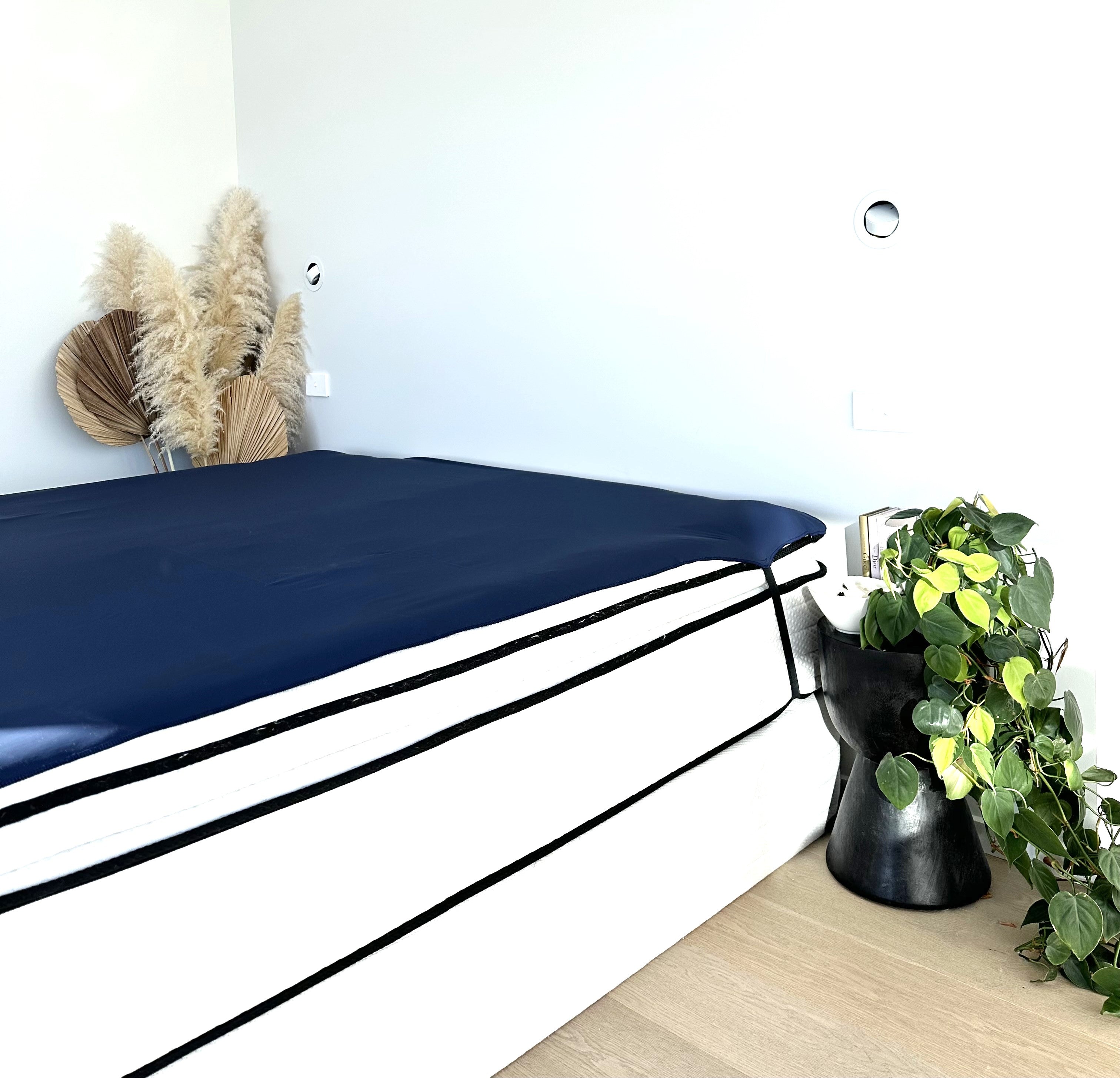 StayDry Xtreme Mediplus  Flat waterproof mattress protector