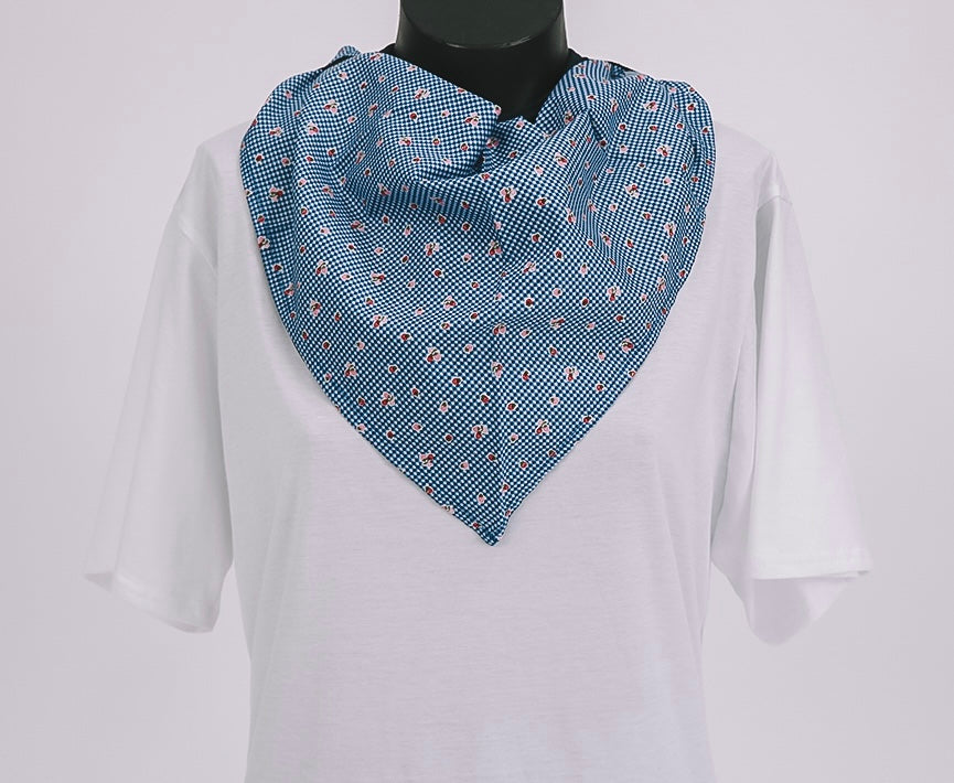 Scarf bib - medium