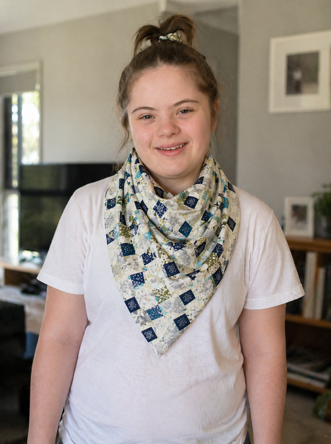 Scarf bib - medium