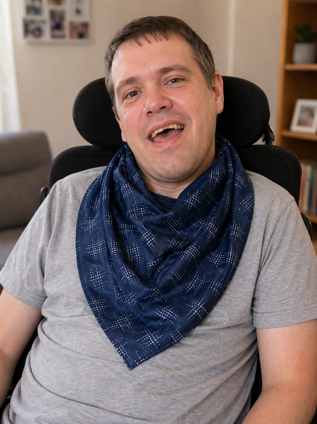Scarf bib - medium