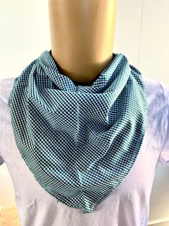 Scarf bib large