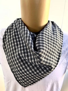 Scarf bib large